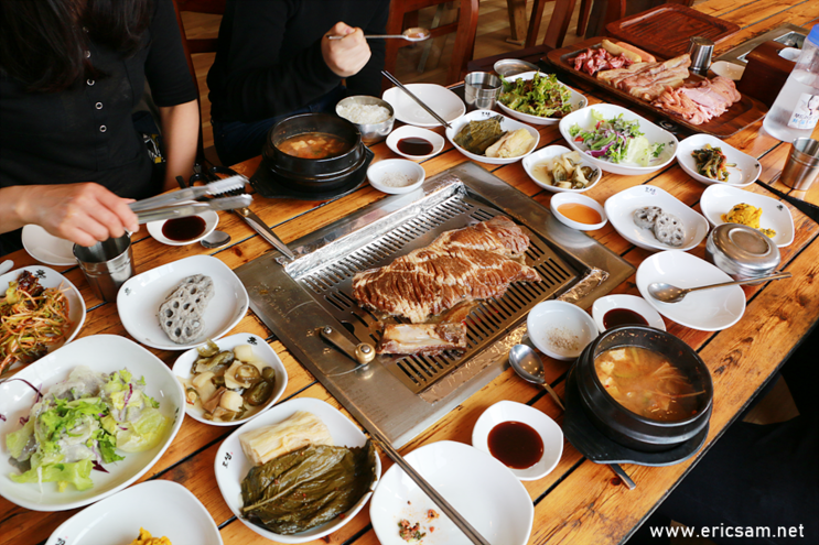 위례 맛집 1 인분에 250g 고기집 " 베 안불러? "  