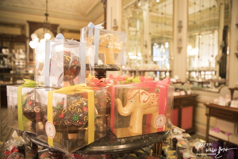 비엔나 여행 카페 데멜(Cafe Demel) 후기 !