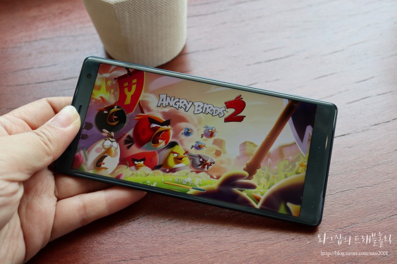 최신핸드폰 영상 게임의 최적화된 Xperia XZ2