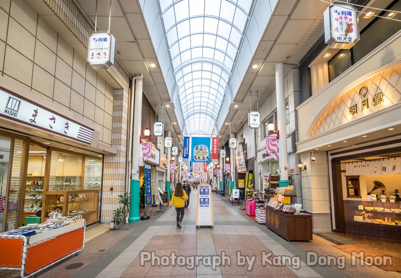 후쿠오카 자유여행 한 번 꼭 가보자 카와바타 상점가