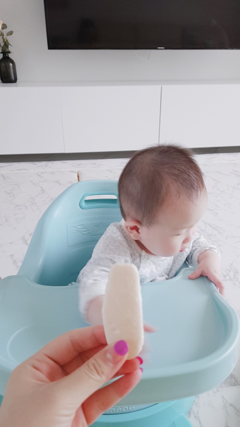 6개월 아기 간식 쌀과자 떡뻥 첫시식 :D