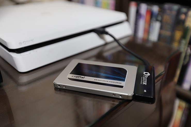 PS4 외장하드 SSD 마이크론 MX500 + 외장SSD용 케이스