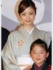 우에토 아야, 영화 '오싱'에서 어머니 역! 이즈미 핀코의 격려를 받아 "열심히 연기하고 싶습니다!"