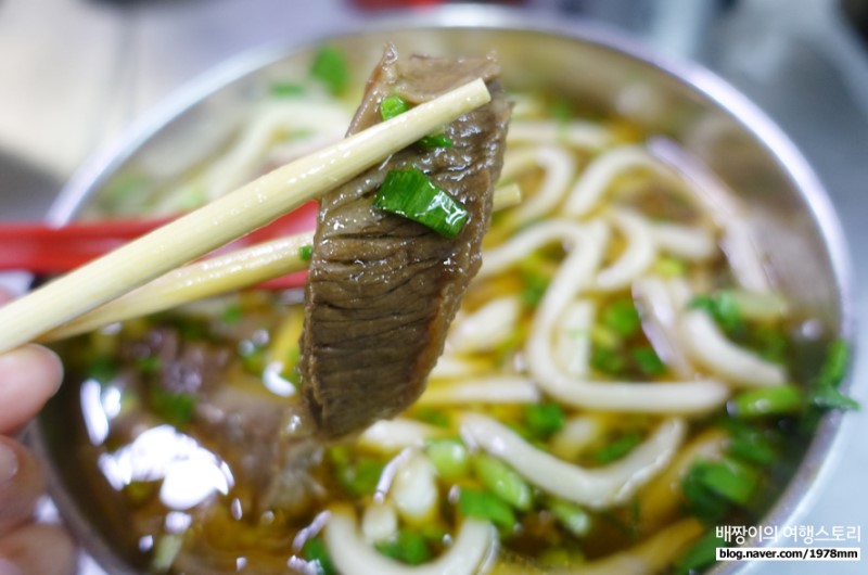 대만 맛집, 줄서서 먹는 타이페이 유산동 우육면 劉山東牛肉麵 : 대만 여행