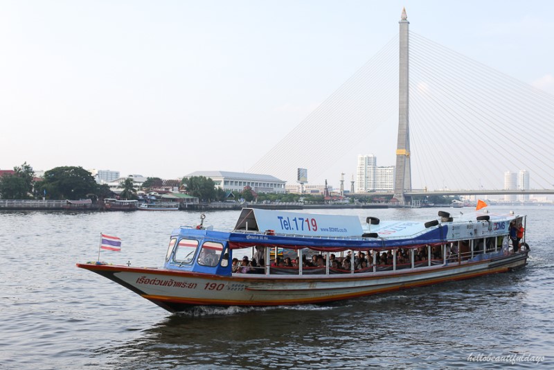 방콕 자유여행 아시아티크 야시장 구경은 필수지!