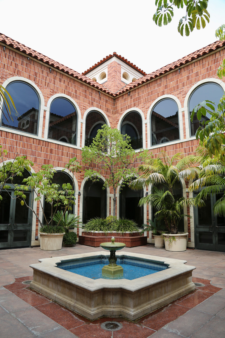 파울러뮤지엄(Fowler Museum), 로스앤젤레스 UCLA 대학교 캠퍼스 안에 있는 문화역사 박물관