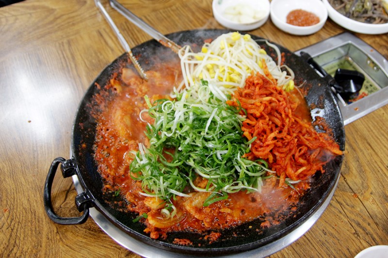 제주도 표선 맛집 흑돼지 먹고, 가시리 유채꽃밭 고!