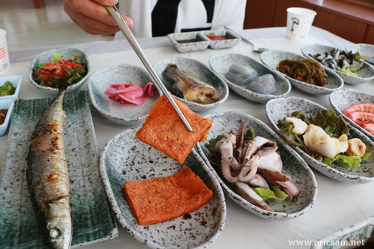 동명항 맛집 영금정 " 바다보고 회먹고 " 