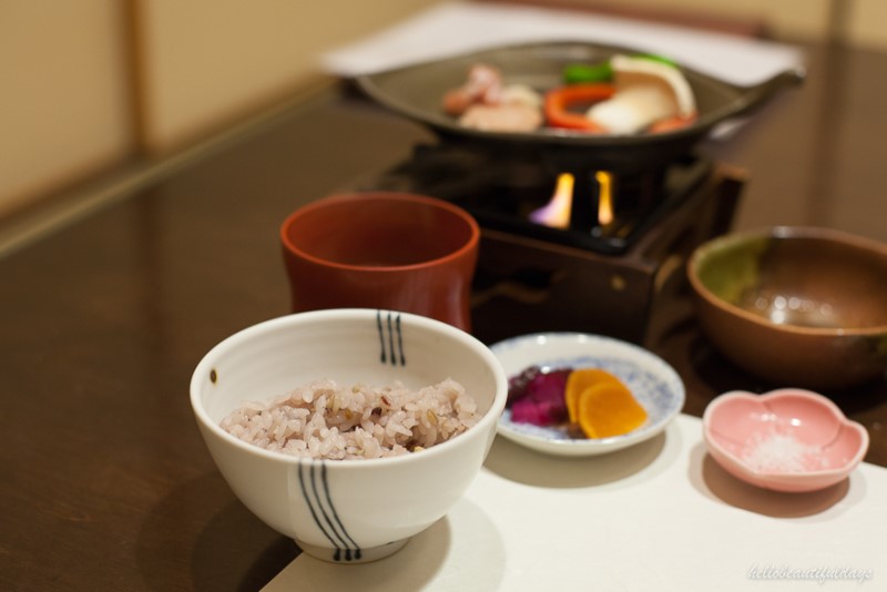유후인 료칸 여행 가이세키 요리 즐기기