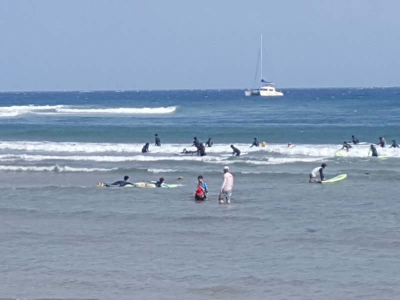 제주도 중문 서핑 대회 중, 여름 물놀이 시작!