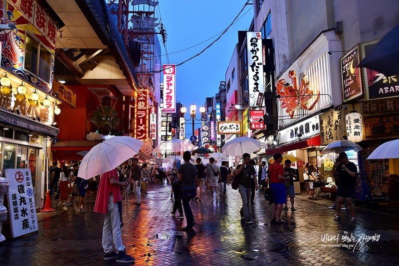 폭우와 함께한 오사카 가볼만한곳 도톤보리