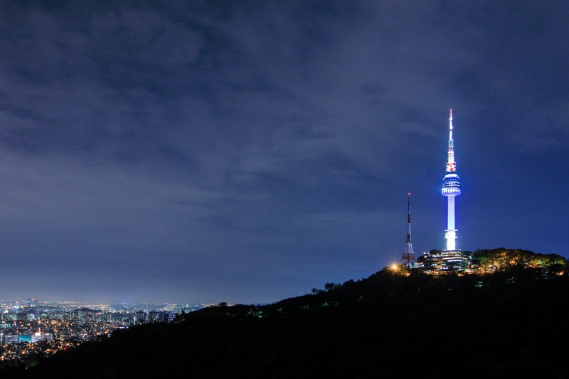어디서 보아도 예쁘다, 남산서울타워가 보이는 서울 야경 명소 4