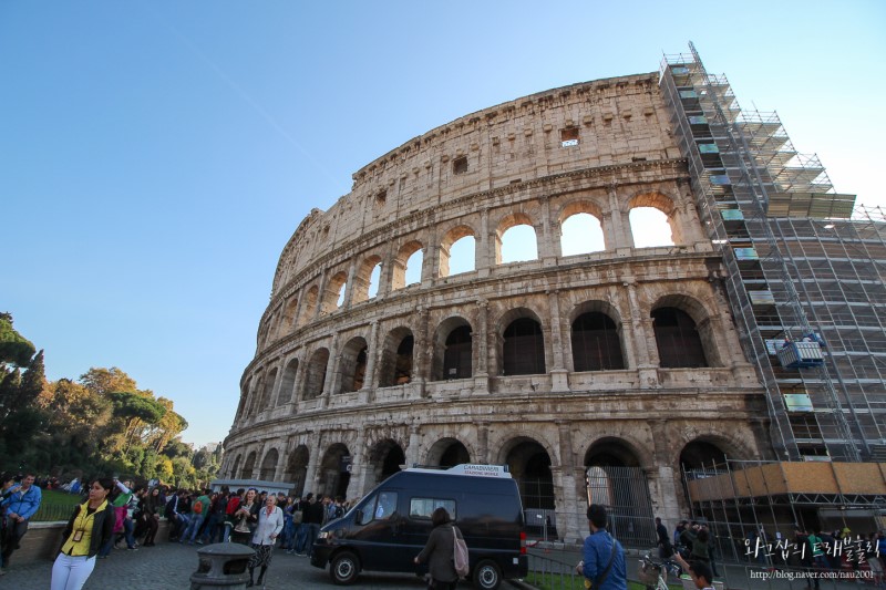 이탈리아 쇼핑: 카스텔로마노 아울렛 로마여행 필수코스
