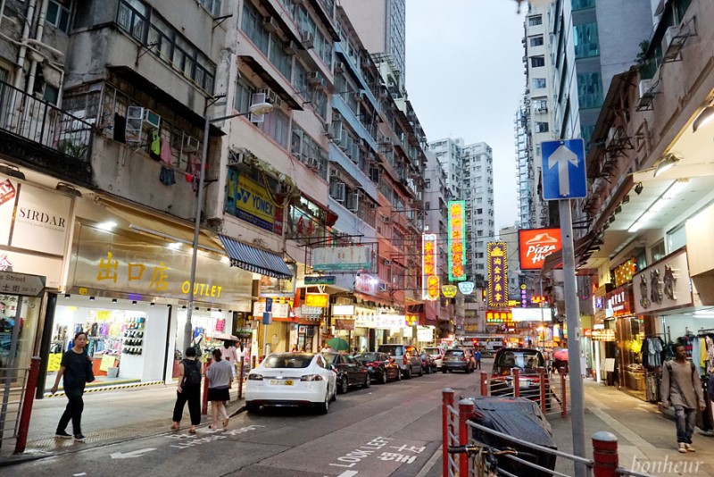 홍콩몽콕야시장 가기 좋은 홍콩숙소