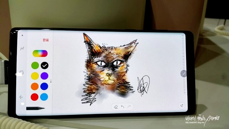 갤럭시팬파티 참석, 스마트S펜으로 그려본 고양이