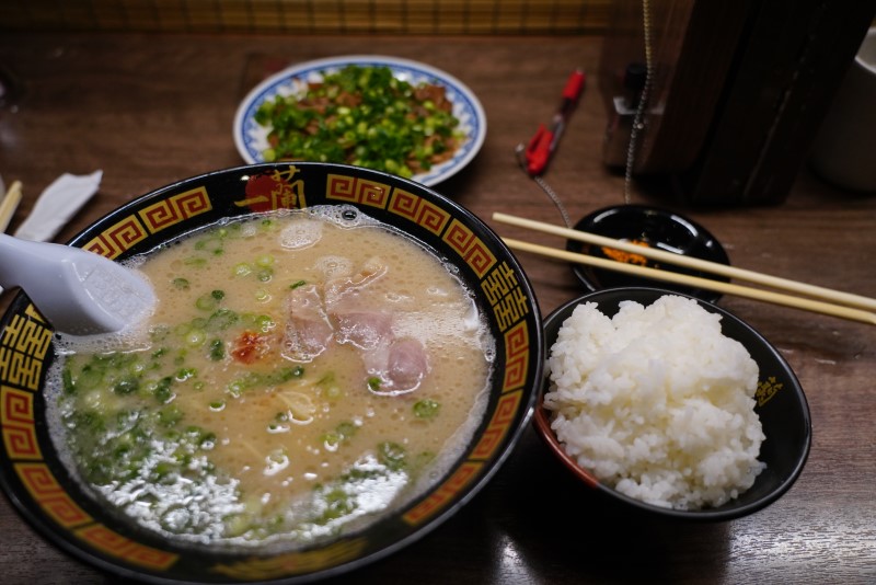 도톤보리 맛집 아침엔 이치란라멘 여긴 필수코스!