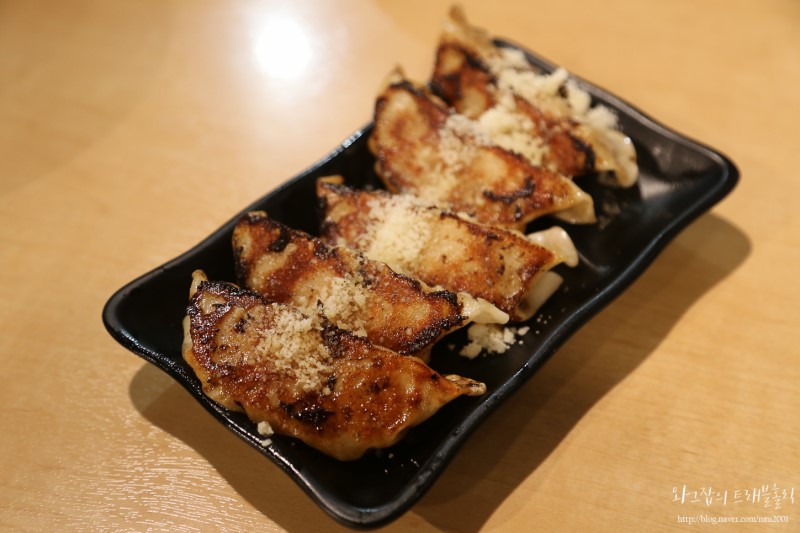 후쿠오카 캐널시티 맛집 라멘스타디움 토마토라멘 산미