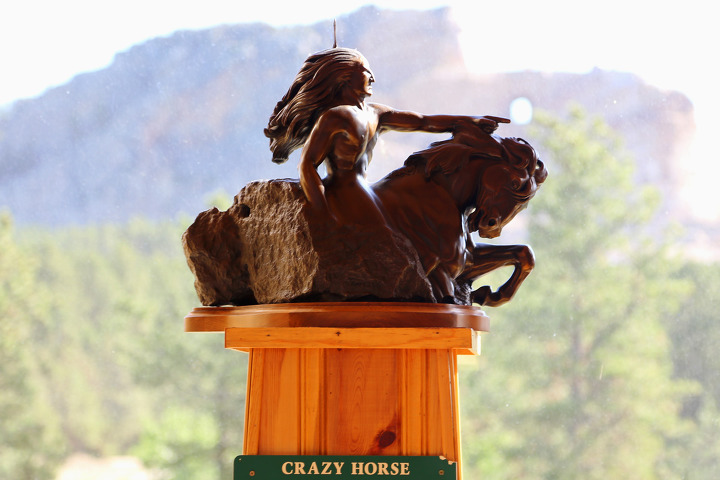 크레이지호스 메모리얼(Crazy Horse Memorial)이 전하는 이야기 "NEVER FORGET YOUR DREAMS"