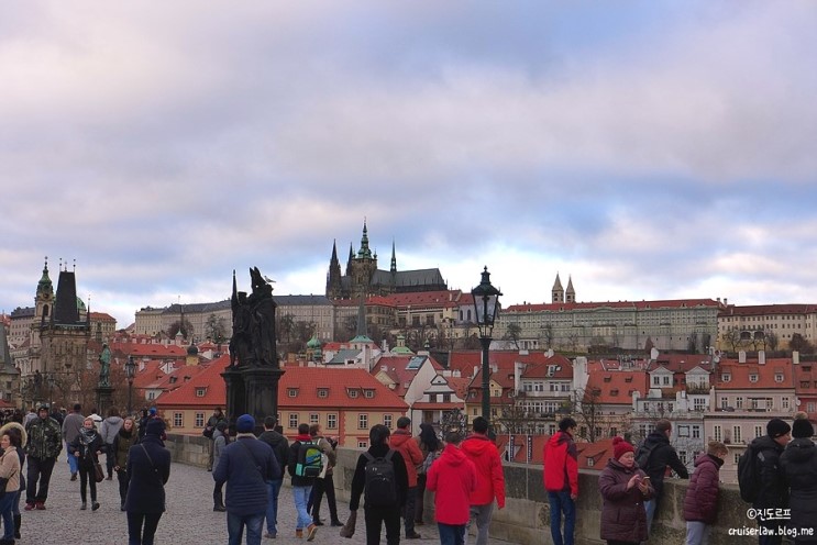 가을겨울 동유럽여행코스는 야경이 멋진 곳 체코 프라하과 헝가리 부다페스트를 추천해요! 