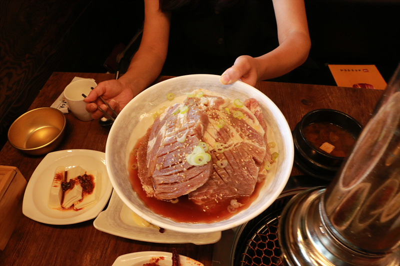 송탄 맛집 1인분에 300그램 주는 고기집