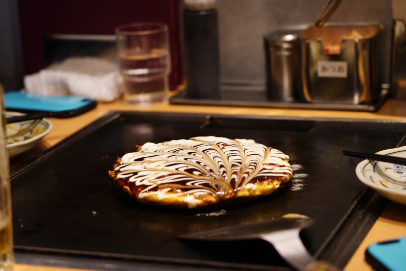 오사카 도톤보리 맛집 치보! 오코노미야끼와 야끼소바콤보!