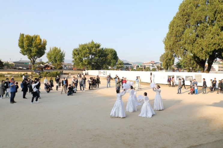 경희애문화 수원 화성 행궁 세계문화예술교류단