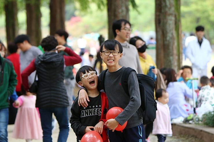 입문용 카메라 EOS 800D 온라인 여행 사진전시회