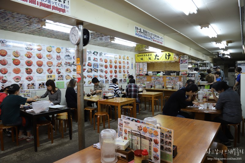 삿포로 여행 오타루 맛집 삼각시장 타케다에서 카니먹기!