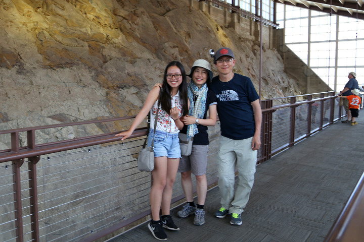 공룡 화석 발굴현장을 직접 볼 수 있는 유타주 다이너소어 준국립공원(Dinosaur National Monument)