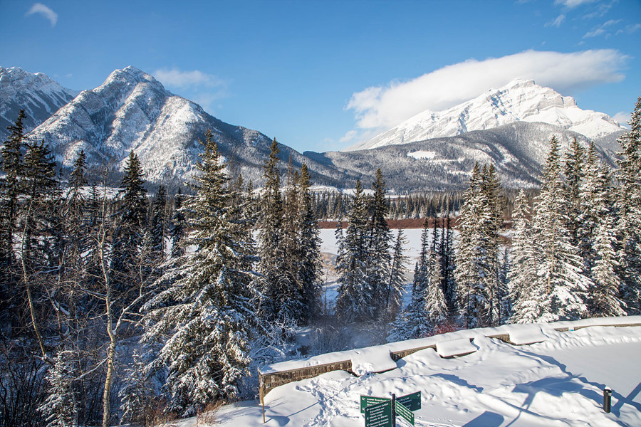 캐나다 겨울여행 - 밴프 온천의 시작, 케이브 앤 베이슨 박물관