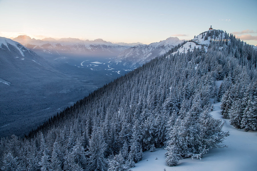 캐나다 겨울여행 - 스카이 비스트로에서 석양과 2코스 디너!