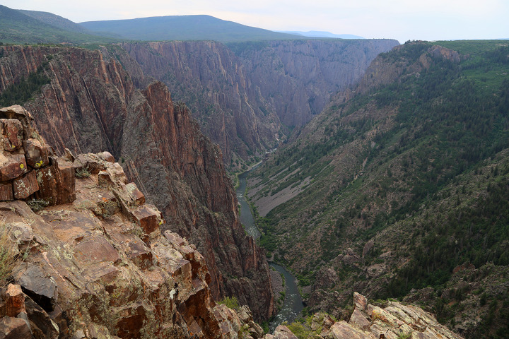 수직의 거대한 검은 협곡, 콜로라도 블랙캐년오브더거니슨(Black Canyon of the Gunnison) 국립공원