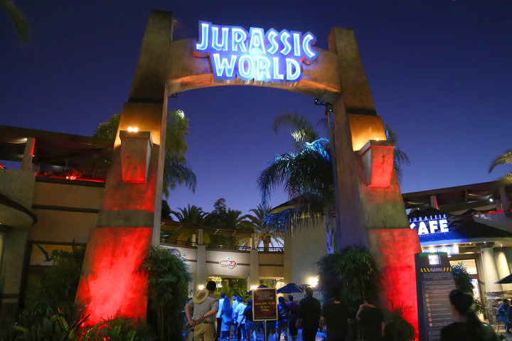 쥬라직월드 라이드(Jurassic World: The Ride), LA 유니버셜스튜디오의 업그레이드된 공룡 어트랙션