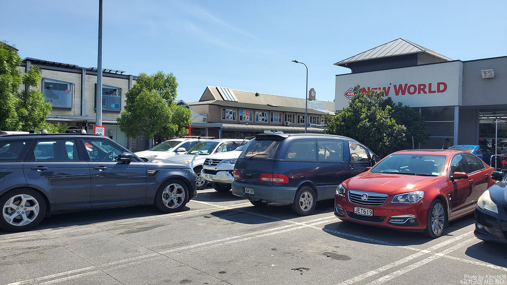 뉴질랜드 캠핑카 여행 #20 - 와나카 시내, 뉴월드 슈퍼마켓 그리고 주차, 퍼즐링월드
