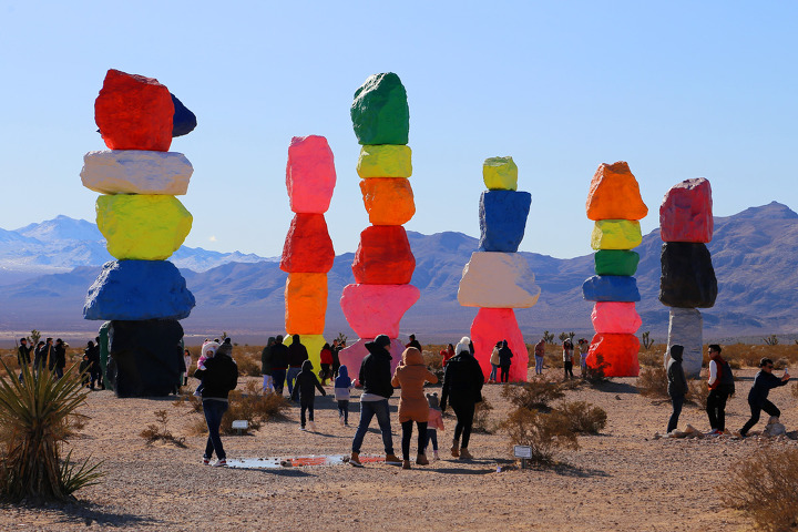 세븐매직마운틴(Seven Magic Mountains), 라스베가스 가는 도로변에 있는 인스타사진 찍기 좋은 곳