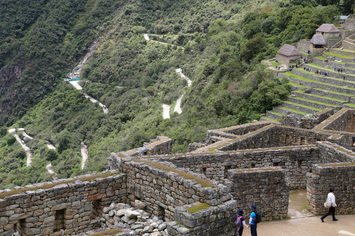 마추픽추(Machupicchu)와 작별하고 내려와, 아구아스칼리엔테스에서 다시 페루레일 기차로 쿠스코~