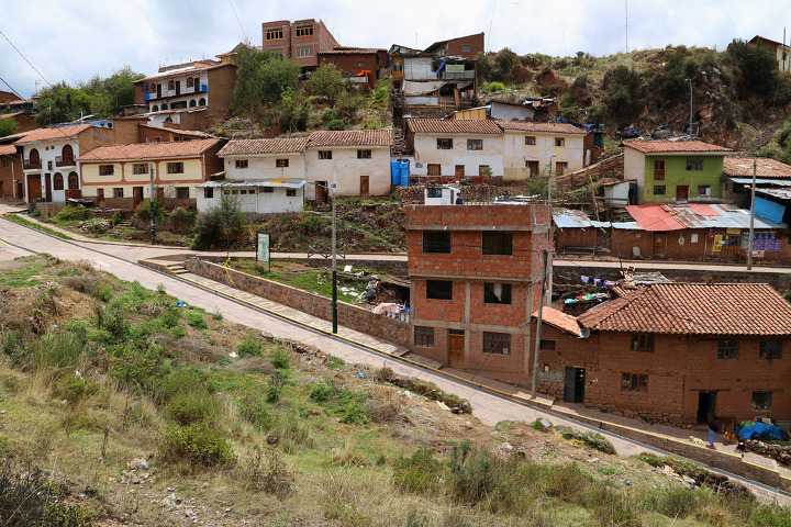 제물을 바쳤던 장소라는 켄코(Qenco)와 쿠스코가 시내가 가까이 보이는 산블라스(San Blas) 전망대