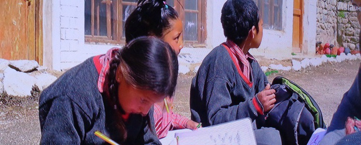  인도의 수제비 추다키와 시골 학교    ~18