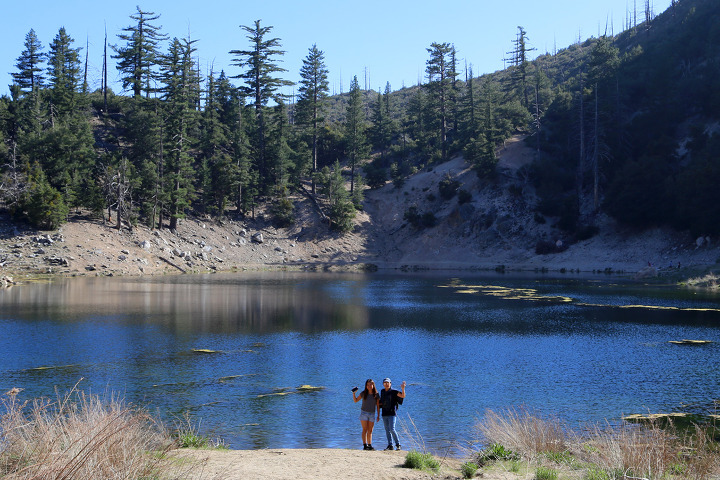 깊은 산 속 옹달샘, 샌가브리엘(San Gabriel) 산맥 유일한 자연호수인 크리스탈레이크(Crystal Lake)
