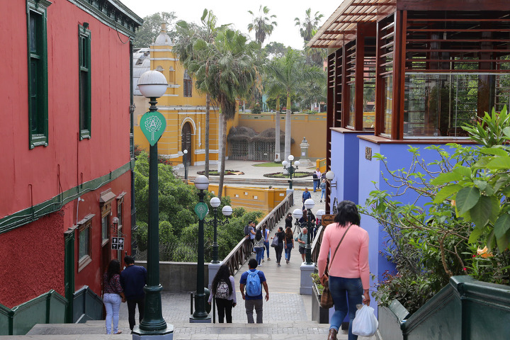 벽화마을 바랑코(Barranco)를 구경하고, 레스토랑 푼토아줄(Punto Azul)에서 페루 여행을 마무리