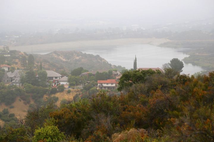 우리동네 엔시노저수지(Encino Reservoir)가 내려 보이는 카바예로캐년(Caballero Canyon) 하이킹