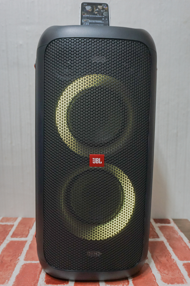 버스킹스피커 행사용 스피커 JBL PARTY BOX 100 어떨까