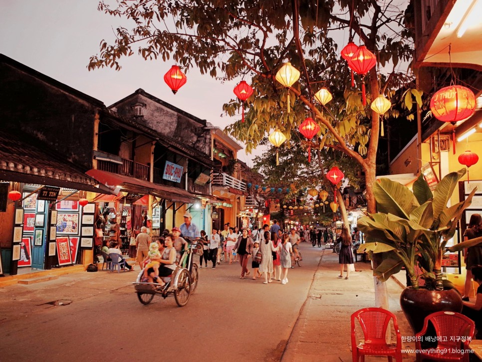 베트남 호이안 여행 동서양이 공존하는 도시
