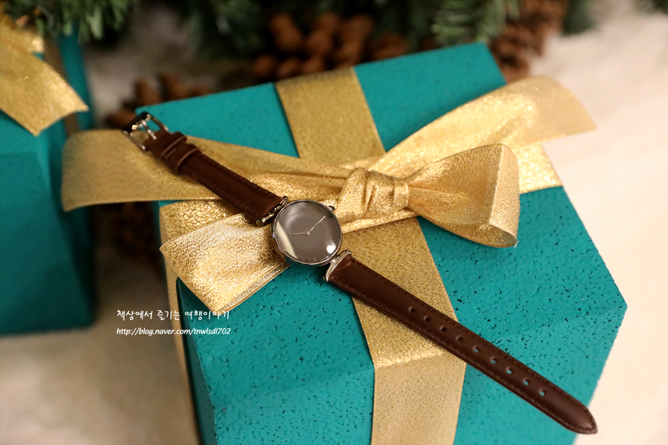 여자친구 크리스마스 선물 노드그린 시계 15% 할인코드