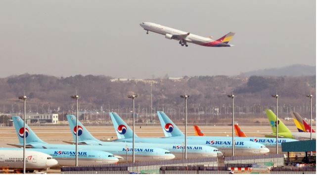 영국 변종 코로나 바이러스로 영국 항공편 운항 중단!