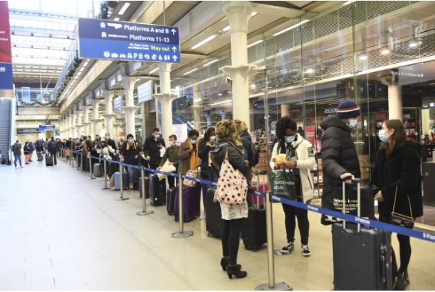 영국 변종 코로나 바이러스로 영국 항공편 운항 중단!