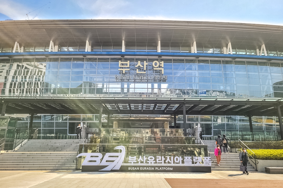 서울역과 부산역, 갤럭시 S20플러스 촬영사진