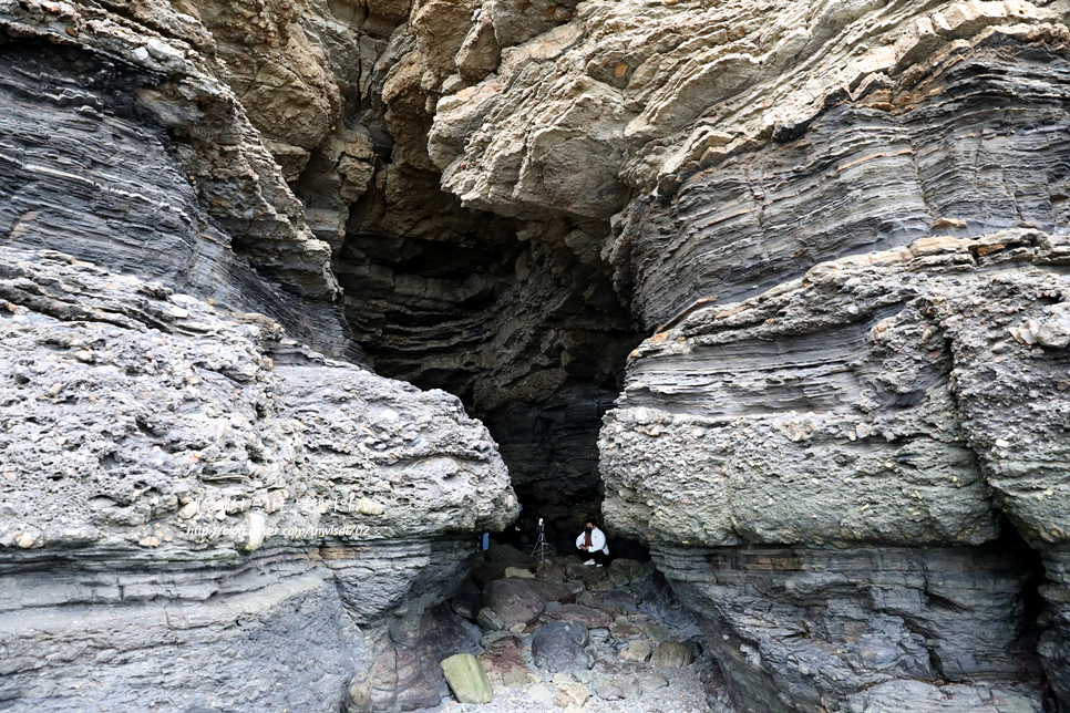 서해안 가볼만한곳 변산반도 물때표 채석강 해식동굴
