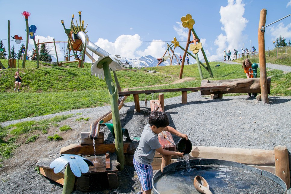 스위스 여행 청정마을 뮈렌(Murren), 알멘드후벨 친환경 놀이터
