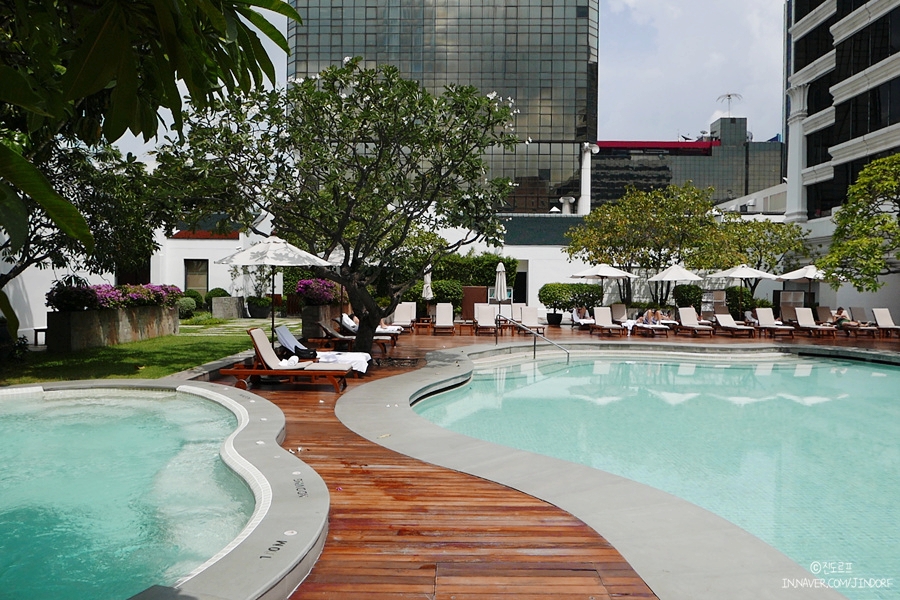 태국여행 그랜드 하얏트 에라완 방콕 호텔 - 수영장 및 추천 레스토랑